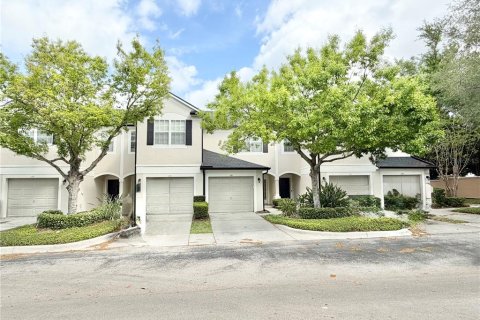 Adosado en Orlando, Florida 2 dormitorios, 143.63 m2 № 2214635