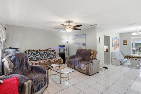 Villa ou maison à vendre à Ocala, Floride: 2 chambres, 131.92 m2 № 2368905 - photo 16