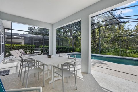 House in Davenport, Florida 5 bedrooms, 230.58 sq.m. № 1902541 - photo 22
