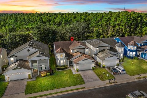 House in Davenport, Florida 5 bedrooms, 230.58 sq.m. № 1902541 - photo 5