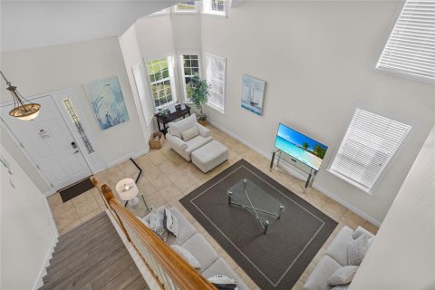 House in Davenport, Florida 5 bedrooms, 230.58 sq.m. № 1902541 - photo 8