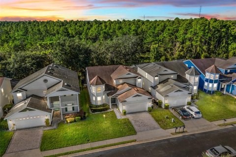 House in Davenport, Florida 5 bedrooms, 230.58 sq.m. № 1902541 - photo 6