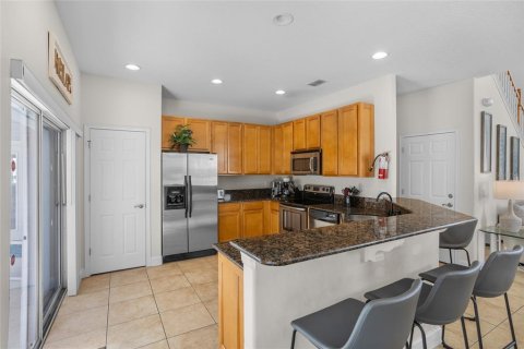 House in Davenport, Florida 5 bedrooms, 230.58 sq.m. № 1902541 - photo 15