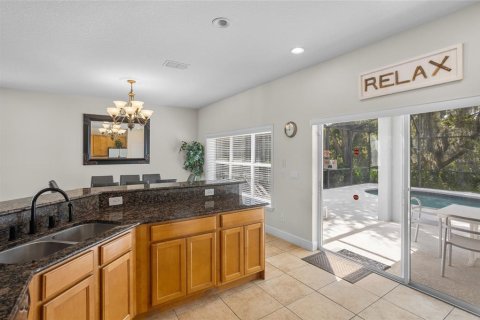 House in Davenport, Florida 5 bedrooms, 230.58 sq.m. № 1902541 - photo 18