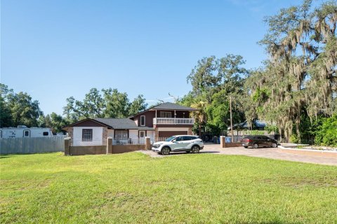 Villa ou maison à vendre à Tampa, Floride: 6 chambres, 139.17 m2 № 2347246 - photo 3