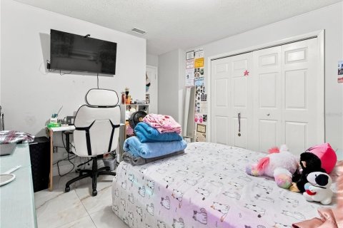 Villa ou maison à vendre à Tampa, Floride: 6 chambres, 139.17 m2 № 2347246 - photo 24