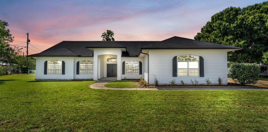 Villa ou maison à Winter Haven, Floride 4 chambres, 228.45 m2 № 2385848