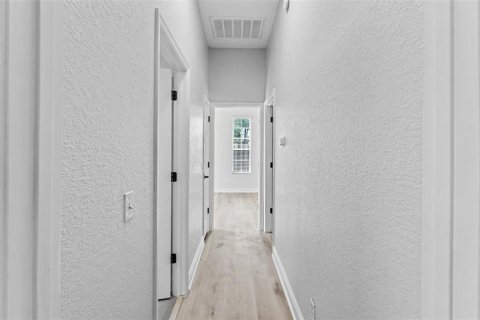 Villa ou maison à vendre à Winter Haven, Floride: 4 chambres, 228.45 m2 № 2385848 - photo 12