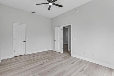 Villa ou maison à vendre à Winter Haven, Floride: 4 chambres, 228.45 m2 № 2385848 - photo 16