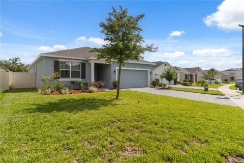 Villa ou maison à vendre à DeLand, Floride: 3 chambres, 175.96 m2 № 2148146 - photo 2
