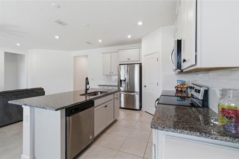 Villa ou maison à vendre à DeLand, Floride: 3 chambres, 175.96 m2 № 2148146 - photo 10