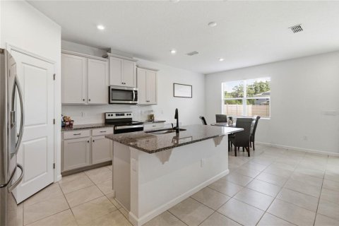 Villa ou maison à vendre à DeLand, Floride: 3 chambres, 175.96 m2 № 2148146 - photo 9