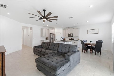 Villa ou maison à vendre à DeLand, Floride: 3 chambres, 175.96 m2 № 2148146 - photo 7