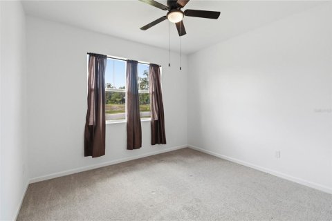 Villa ou maison à vendre à DeLand, Floride: 3 chambres, 175.96 m2 № 2148146 - photo 25