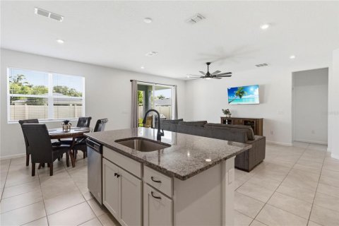 Villa ou maison à vendre à DeLand, Floride: 3 chambres, 175.96 m2 № 2148146 - photo 11