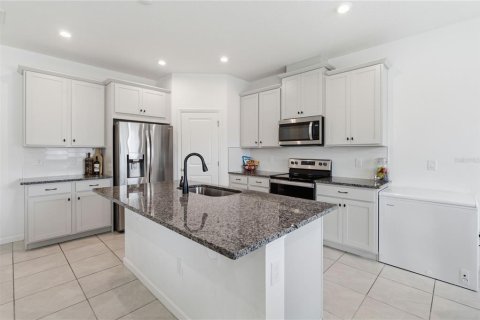 Villa ou maison à vendre à DeLand, Floride: 3 chambres, 175.96 m2 № 2148146 - photo 8