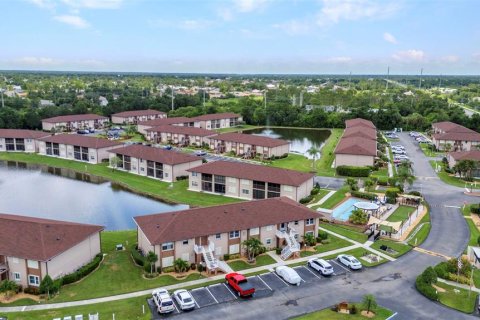 Condo in Punta Gorda, Florida, 2 bedrooms  № 1800379 - photo 30