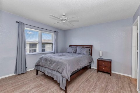 Condo in Punta Gorda, Florida, 2 bedrooms  № 1800379 - photo 18