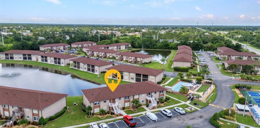 Condo in Punta Gorda, Florida, 2 bedrooms  № 1800379