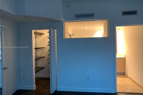 Copropriété à vendre à Miami, Floride: 2 chambres, 94.76 m2 № 1929927 - photo 18