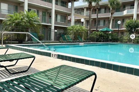 Condo in Altamonte Springs, Florida, 1 bedroom  № 1737062 - photo 19
