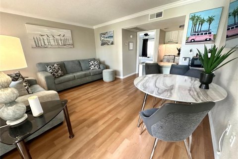 Condo in Altamonte Springs, Florida, 1 bedroom  № 1737062 - photo 1