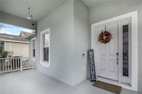 Villa ou maison à vendre à Kissimmee, Floride: 4 chambres, 206.8 m2 № 2418408 - photo 4