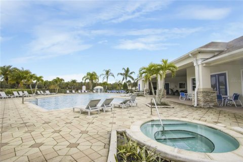 Villa ou maison à vendre à Kissimmee, Floride: 4 chambres, 206.8 m2 № 2418408 - photo 23