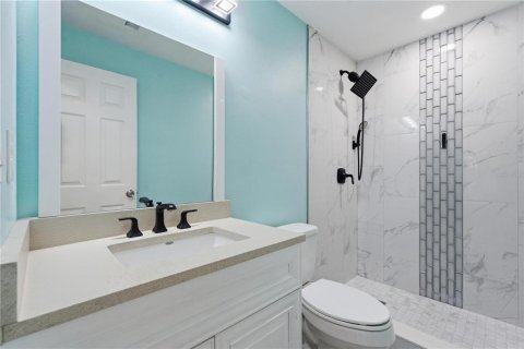 Villa ou maison à vendre à Tampa, Floride: 6 chambres, 181.62 m2 № 2349187 - photo 23
