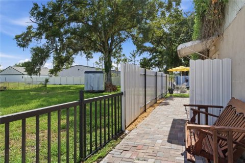 Villa ou maison à vendre à Tampa, Floride: 6 chambres, 181.62 m2 № 2349187 - photo 16