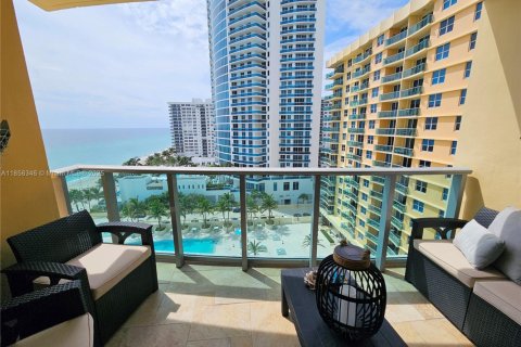 Copropriété à louer à Hollywood, Floride: 1 chambre, 69.21 m2 № 2020541 - photo 2