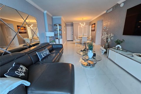 Copropriété à louer à Hollywood, Floride: 1 chambre, 69.21 m2 № 2020541 - photo 10