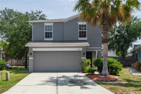 Villa ou maison à Land O' Lakes, Floride 4 chambres, 161.74 m2 № 2148096
