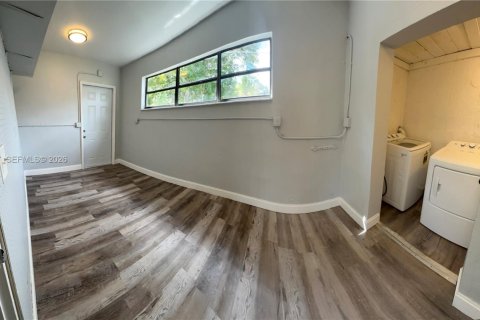 Casa en alquiler en Fort Lauderdale, Florida, 3 dormitorios, 128.58 m2 № 2010640 - foto 18