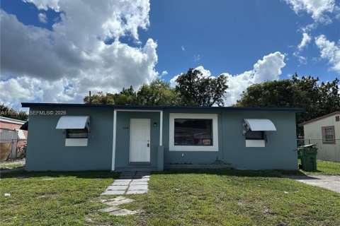 Casa en Fort Lauderdale, Florida 3 dormitorios, 128.58 m2 № 2010640