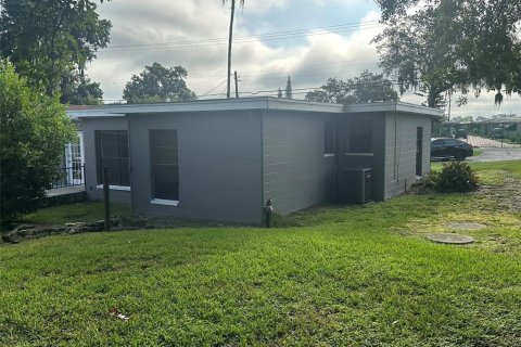 House in Lakeland, Florida 5 bedrooms, 193.42 sq.m. № 1873692 - photo 19