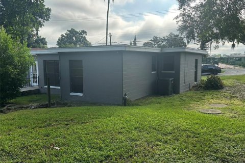 House in Lakeland, Florida 5 bedrooms, 193.42 sq.m. № 1873692 - photo 20