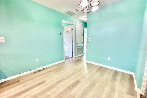 Casa en alquiler en Lakeland, Florida, 3 dormitorios, 105.44 m2 № 1915501 - foto 4