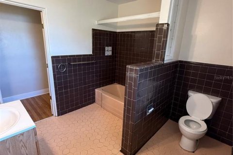 Casa en alquiler en Winter Haven, Florida, 3 dormitorios, 160.81 m2 № 1913564 - foto 8