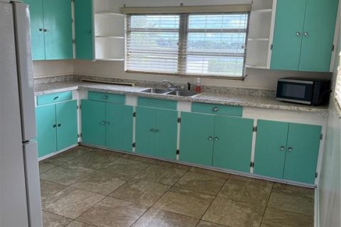 Casa en alquiler en Winter Haven, Florida, 3 dormitorios, 160.81 m2 № 1913564 - foto 6