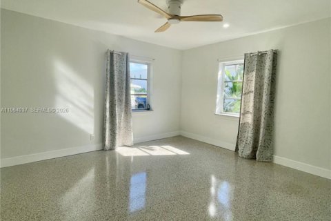 Casa en alquiler en Fort Lauderdale, Florida, 2 dormitorios, 95.13 m2 № 2026335 - foto 5