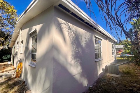 Casa en alquiler en Fort Lauderdale, Florida, 2 dormitorios, 95.13 m2 № 2026335 - foto 8