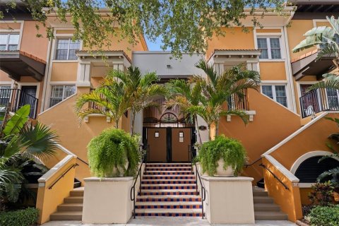 Copropriété à vendre à Saint Petersburg, Floride: 2 chambres, 104.79 m2 № 1781412 - photo 1