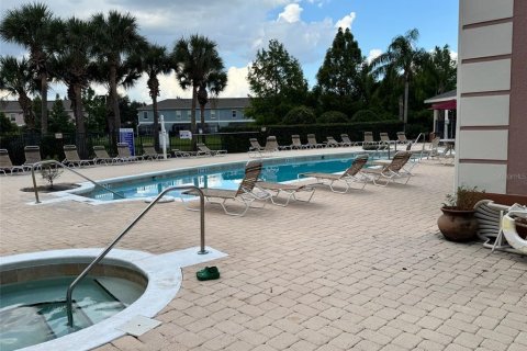 Touwnhouse à vendre à Kissimmee, Floride: 4 chambres, 130.06 m2 № 1838930 - photo 12