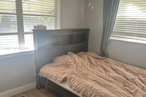 Купить виллу или дом в Тамарак, Флорида 3 спальни, 133.59м2, № 2150404 - фото 6