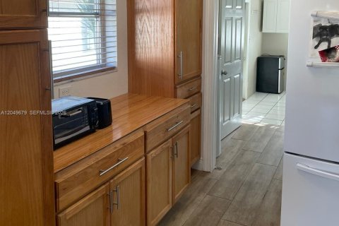 Купить виллу или дом в Тамарак, Флорида 3 спальни, 133.59м2, № 2150404 - фото 4