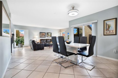 Touwnhouse à louer à Kissimmee, Floride: 3 chambres, 147.34 m2 № 2415078 - photo 8