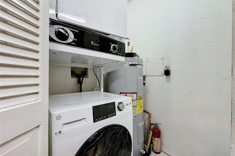Condominio en alquiler en Orlando, Florida, 2 dormitorios, 100.33 m2 № 2224673 - foto 29