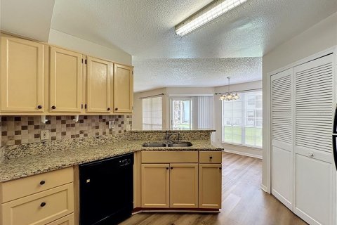 Condominio en alquiler en Orlando, Florida, 2 dormitorios, 100.33 m2 № 2224673 - foto 9