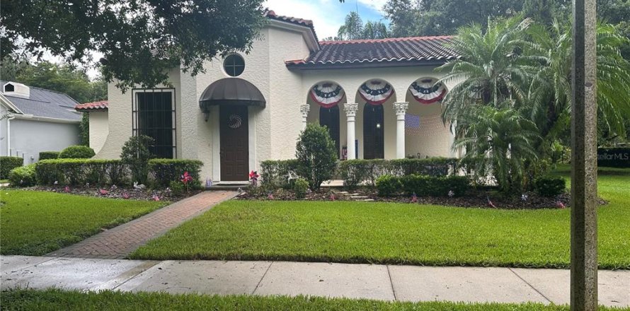 Villa ou maison à Celebration, Floride 4 chambres, 297.29 m2 № 1800547